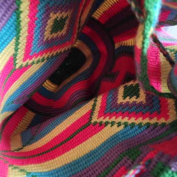Handmade colorful bucket bag - Picture 4 of 5